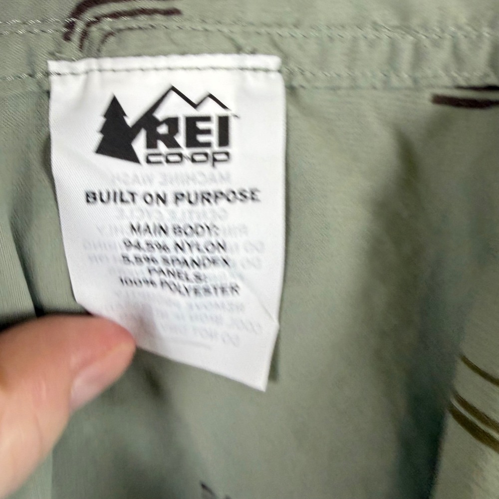 REI Co-op 3X Green Abstract Print Hiking Shirt Button Up Short Sleeve Gorpcore - Picture 5 of 5